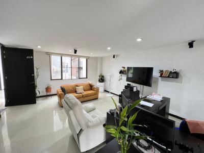 Apartamento En Venta En Cali En Cuarto De Legua   Guadalupe V135148, 70 mt2, 2 habitaciones