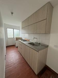 Apartamento En Venta En Cali En Napoles V140367, 62 mt2, 3 habitaciones