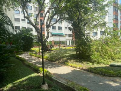 Apartamento En Venta En Cali En Ciudad Jardin V152682, 130 mt2, 3 habitaciones