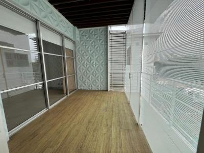 Apartamento En Venta En Cali En Ciudad Jardin V153252, 120 mt2, 3 habitaciones