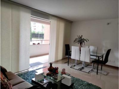 SE VENDE APARTAMENTO 1ER PISO EN LA FLORA, 123 mt2, 3 habitaciones