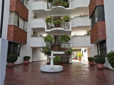 VENDO APARTAMENTO SUR PREFERENCIAL, EL REFUGIO. A, 122 mt2, 3 habitaciones