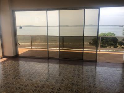 Segrera Mutis vende apto con vista al mar, 314 mt2, 4 habitaciones