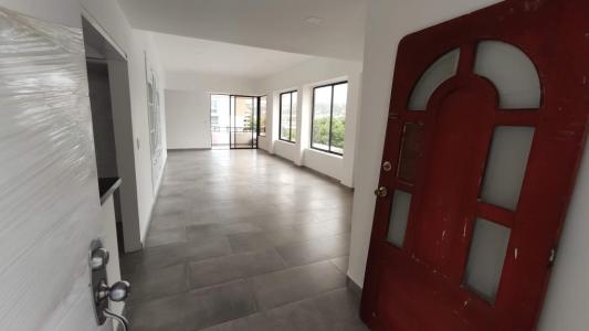 Apartamento En Venta En Cucuta V84589, 148 mt2, 4 habitaciones