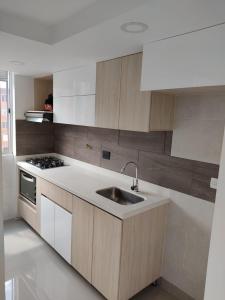 Apartamento En Venta En Envigado En La Paz V13015, 55 mt2, 3 habitaciones