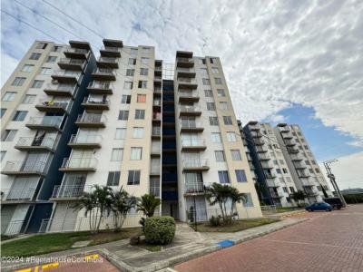 Apartamento en  Alfonso Lopez CB: 24-1403, 57 mt2, 3 habitaciones