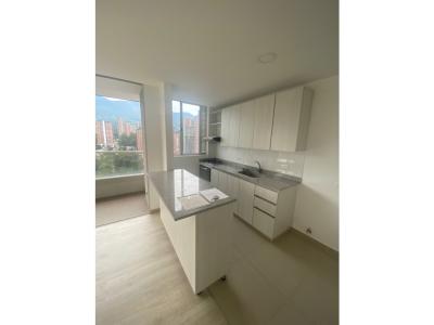 VENDO HERMOSO APARTAMENTO EN ITAGUI, SURAMERICA, URB BOSQUE GRANDE, 80 mt2, 3 habitaciones