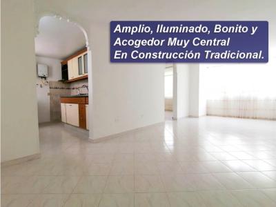 SE VENDE AGRADABLE APARTAMENTO EN ITAGÜÍ SANTA MARÍA, 65 mt2, 3 habitaciones