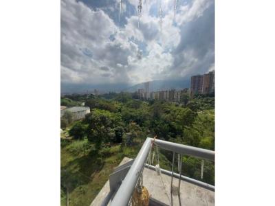 SE VENDE HERMOSO APARTAMENTO EN ITAGUI, DITAIRES CON HERMOSA VISTA, 72 mt2, 3 habitaciones