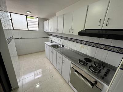 VENTA DE APARTAMENTO EN LAURELES, MANIZALES , 79 mt2, 3 habitaciones