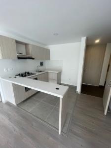 Apartamento En Venta En Manizales V77401, 68 mt2, 3 habitaciones