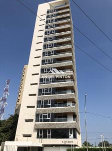 APARTAMENTO EN VENTA AZABACHE AV. UNIVERSIDAD MARACAIBO API 2630, 3 habitaciones