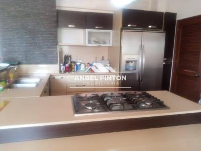 APARTAMENTO EN VENTA  EDIF VENTUS MARACAIBO API 5698, 3 habitaciones