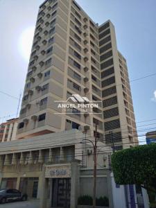 APARTAMENTO EN ALQUILER EN AV LAS DELICIAS MARACAIBO API 0152, 137 mt2, 3 habitaciones