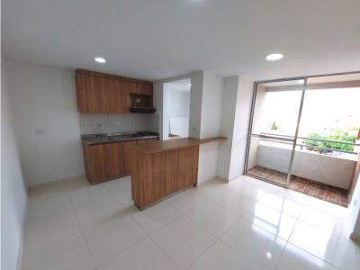 Apartamento en Bello Niquia a 10 minutos del Metro, 57 mt2, 3 habitaciones