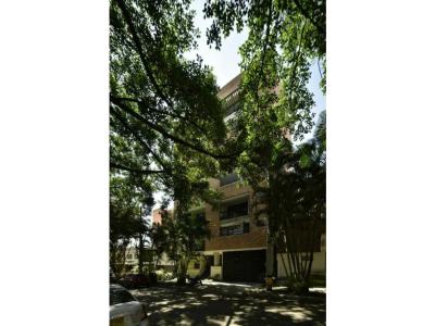 Vendo apartamento en Medellín en el primer parque de laureles, 118 mt2, 2 habitaciones