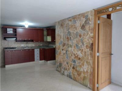 Vendo Apartamento en el Centro de Medellín Unidad cerrada, 52 mt2, 3 habitaciones