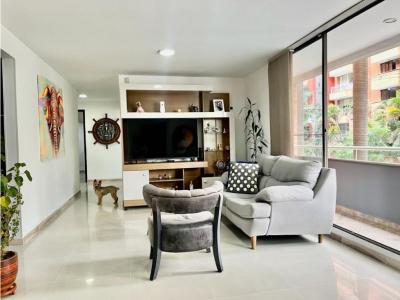 Apartamento en venta sector Santa Teresita Laureles, 129 mt2, 3 habitaciones