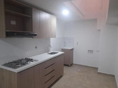 Apartamento En Venta En Medellin En Boston V78057, 80 mt2, 3 habitaciones