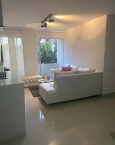 Apartamento En Venta En Medellin En Pilarica V12819, 83 mt2, 3 habitaciones