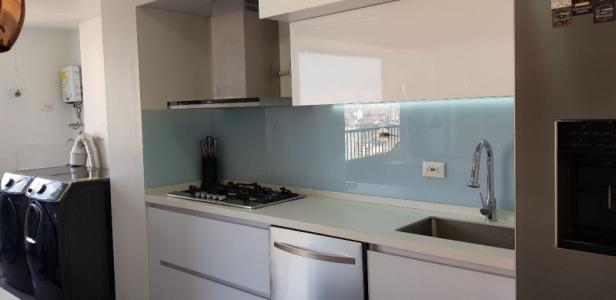 Apartamento En Venta En Medellin En Los Colores V51108, 106 mt2, 3 habitaciones