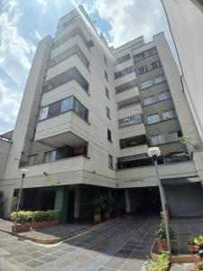 Apartamento En Venta En Medellin En Candelaria V95528, 90 mt2, 3 habitaciones