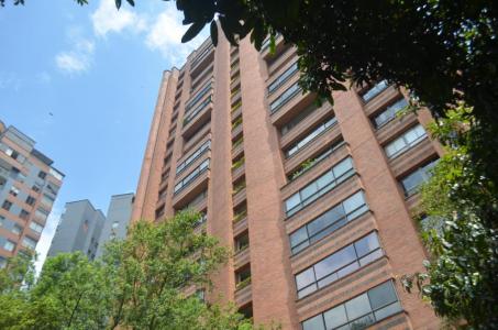 Apartamento En Venta En Medellin En El Poblado V110744, 214 mt2, 3 habitaciones