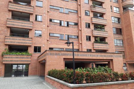 Apartamento En Venta En Medellin En El Poblado V137476, 214 mt2, 3 habitaciones