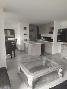 Apartamento En Venta En Medellin En Santa Teresita V153337, 106 mt2, 3 habitaciones