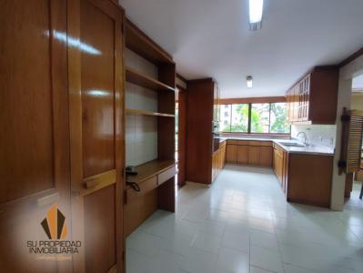 Apartamento En Venta En Medellin En Castropol V155087, 292 mt2, 3 habitaciones