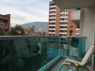 Apartamento En Venta En Medellin En Conquistadores V157260, 94 mt2, 3 habitaciones