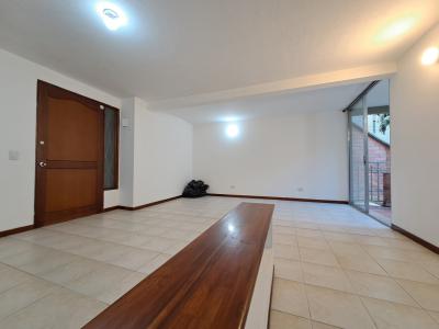 Apartamento En Venta En Medellin En Santa Maria De Los Angeles V161529, 80 mt2, 3 habitaciones