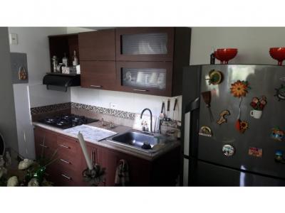 Apartamento en venta la Loma de los Bernal , 62 mt2, 3 habitaciones