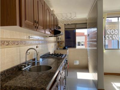 VENDO APARTAMENTO EN MEDELLIN - LOS COLORES, 70 mt2, 3 habitaciones