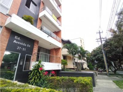 Apartamento en  Simon Bolivar RAH CO: 23-659, 123 mt2, 3 habitaciones