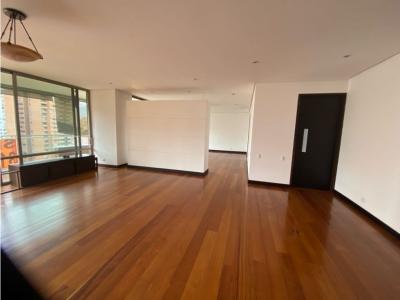 Nuevo ingreso , venta de  unica apartamento el Poblado excelente, 370 mt2, 3 habitaciones