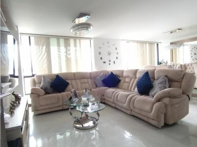 VENDE APARTAMENTO ÁREA 130 m2  LA CASTELLANA  P.5, 130 mt2, 3 habitaciones