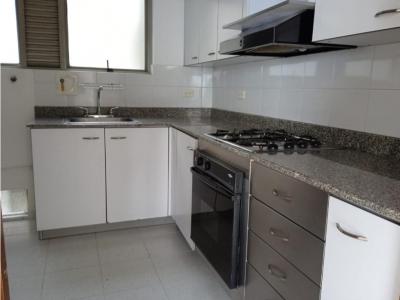 VENTA DE APARTAMENTO CON EXCELENTE ESPACIO EN LA CASTELLANA, 98 mt2, 3 habitaciones