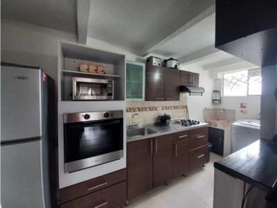 Se vende apartamento en los colores, 84 mt2, 3 habitaciones