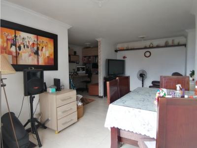 Venta Apartamento, en la Loma de los Bernal  Área 77  mts P.7, 77 mt2, 3 habitaciones