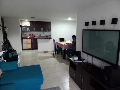 Se vende apartamento en los colores, 78 mt2, 3 habitaciones