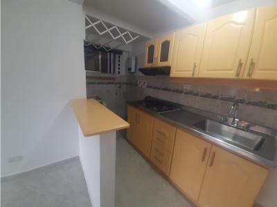 VENDO APTO 3ER PISO, UBICADO EN LOS COLORES- MEDELLÍN , 56 mt2, 3 habitaciones