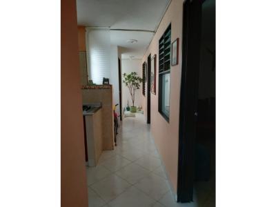 VENDO APTO 2DO PISO, UBICADO BARRIO NUEVO , 60 mt2, 3 habitaciones