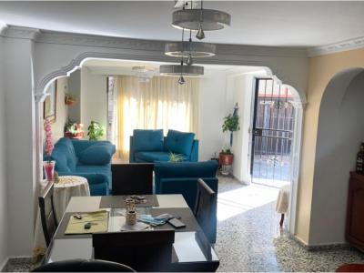 VENDO CASA 1ER PISO, UBICADO EN LÓPEZ DE MESA, 74 mt2, 3 habitaciones