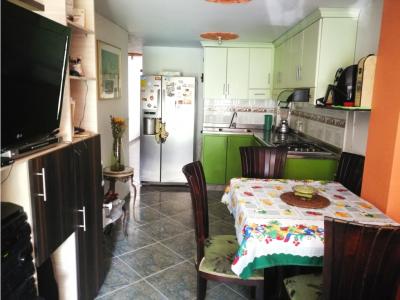 APARTAMENTO EN VENTA EN MEDELLÍN , 65 mt2, 3 habitaciones