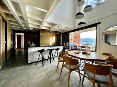 3 BR Fully Remodeled Penthouse With Jacuzzi - Castropol, 154 mt2, 3 habitaciones