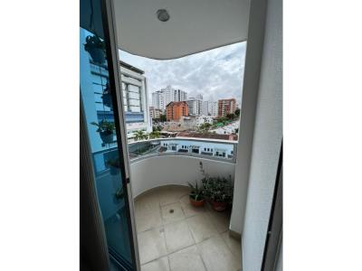 Espectacular Apartamento en Pinares, 137 mt2, 4 habitaciones