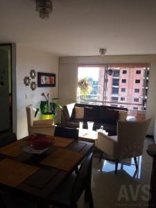 Apartamento para venta en Edificio de Rionegro 1489, 76 mt2, 3 habitaciones