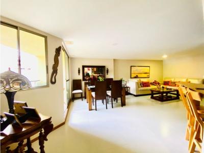 VENTA APARTAMENTO EN SABANETA AVES MARÍA, 106 mt2, 3 habitaciones