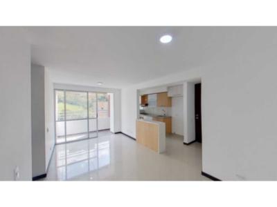 Apartamento en Sabaneta, 68 mt2, 3 habitaciones